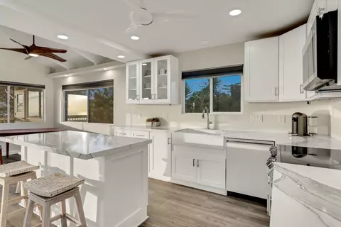 73-4326 Malu Pl, Kailua Kona, HI 96740