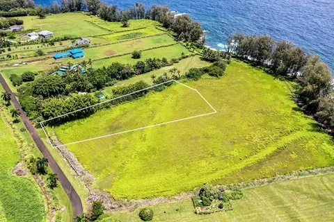 28-3280 Beach Rd, Pepeekeo, HI 96783