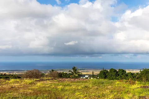 73-1387 Kukuna St, Kailua Kona, HI 96740