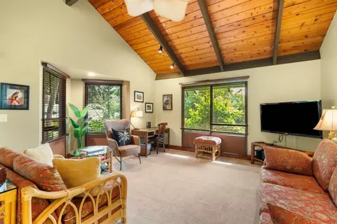78-261 Manukai St #104, Kailua Kona, HI 96740