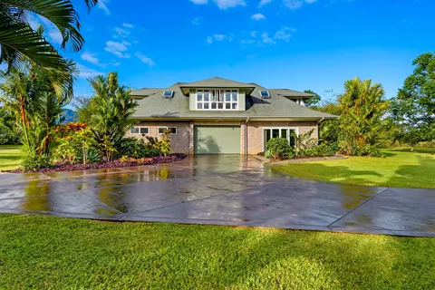 5370 Kahiliholo Rd # -A, Kilauea, HI 96754