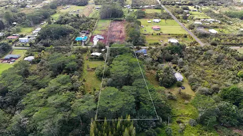 35 Th Ave, Kurtistown, HI 96760