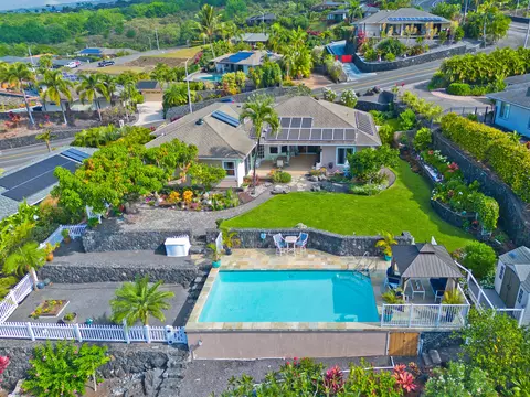 76-4314 Kinau St, Kailua Kona, HI 96740