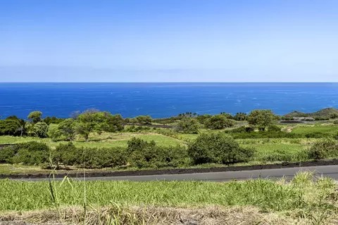 81-510 Mohalahala Pl, Kealakekua, HI 96750