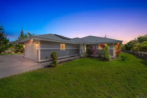 94-6661 Kamaoa Rd, Naalehu, HI 96772