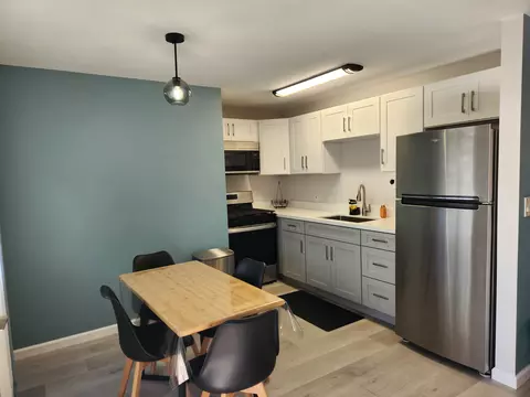 485 Waianuenue Ave #233, Hilo, HI 96720