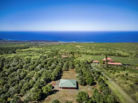89-995 Hawaii Belt Rd, Captain Cook, HI 96704