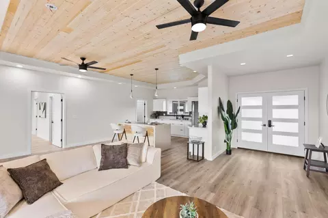 15-2063 6th Ave, Keaau, HI 96749