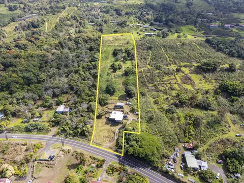 84-5186 Mamalahoa Hwy, Captain Cook, HI 96704