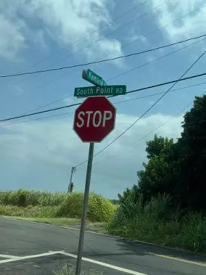 Holowai St, Naalehu, HI 96772