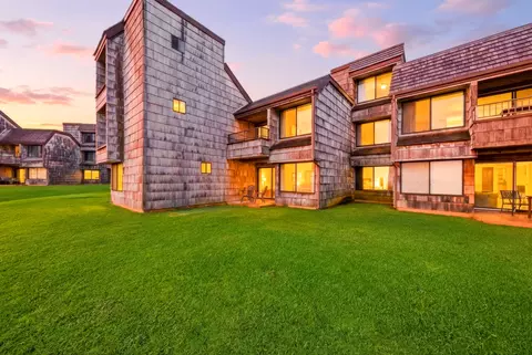 3700 Kamehameha Rd #H4, Princeville, HI 96722