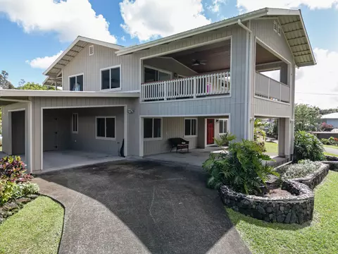 99 Elm Dr, Hilo, HI 96720