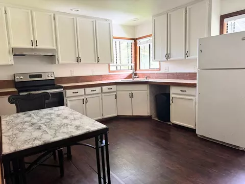 Kitchen - 17-733 Ala Loop, Mountain View, HI 96771 photo 1 of 4