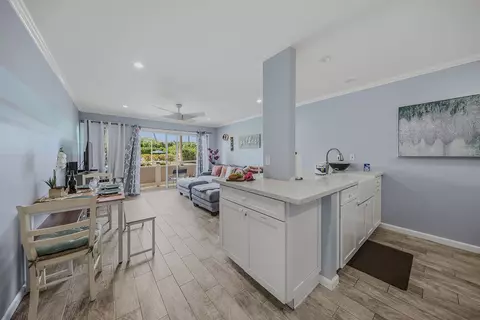 525 Aleka Lp #J2, Kapaa, HI 96746