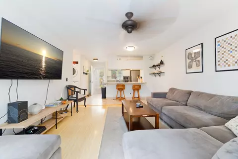 75-6081 Alii Dr #D104, Kailua Kona, HI 96740