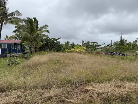Puulena St, Pahoa, HI 96778
