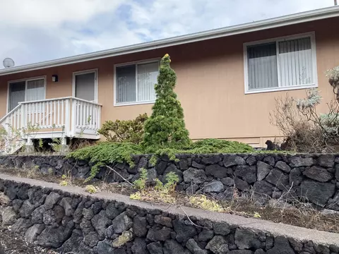 92-8270 Pineapple Pkwy, Ocean View, HI 96737