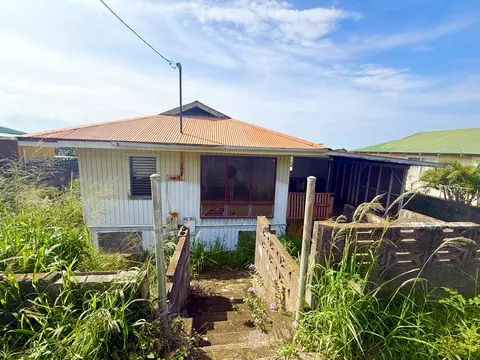 95-5581 Nahele St, Naalehu, HI 96772
