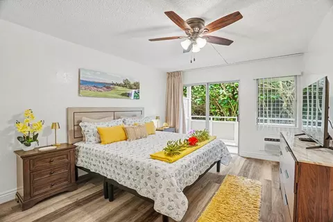 Bedroom - 525 Aleka Lp #B8, Kapaa, HI 96746 photo 4 of 4