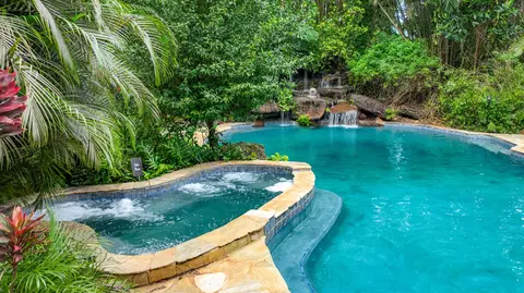 4470 Wailapa Rd # -A, Kilauea, HI 96754