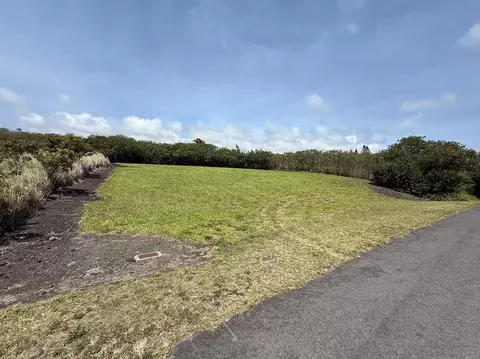 Hekau St, Naalehu, HI 96772