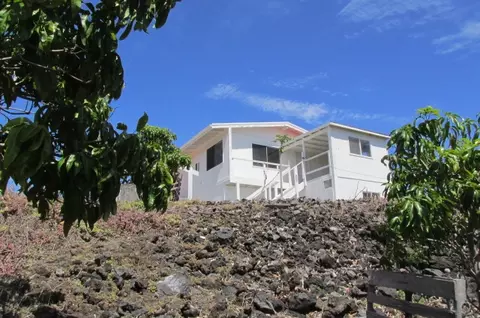 92-8305 Mamalahoa Hwy, Ocean View, HI 96737