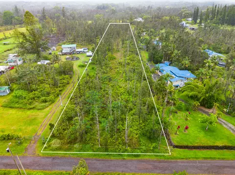 Keala St, Keaau, HI 96749