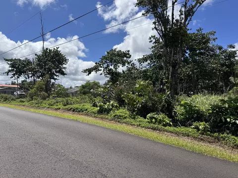 15-1852 28th Ave, Keaau, HI 96749