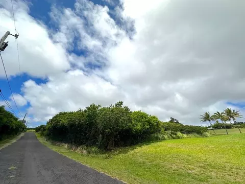Kia Kahi St, Naalehu, HI 96772