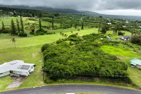 kaulua cir LOT 92, Naalehu, HI 96772