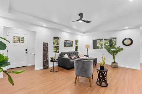 Living - 11-3790 9th St, Volcano, HI 96785 photo 4 of 4