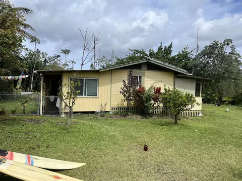 37 Th Ave, Kurtistown, HI 96760