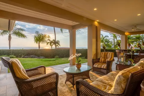 78-7004 Mololani St, Kailua Kona, HI 96740