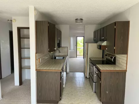 65-1305 Kawaihae Rd #B4, Kamuela, HI 96743