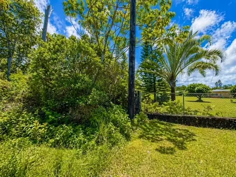 35 Th Ave, Kurtistown, HI 96760