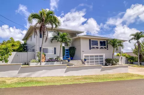 4704 Iwaena Rd, Kapaa, HI 96746
