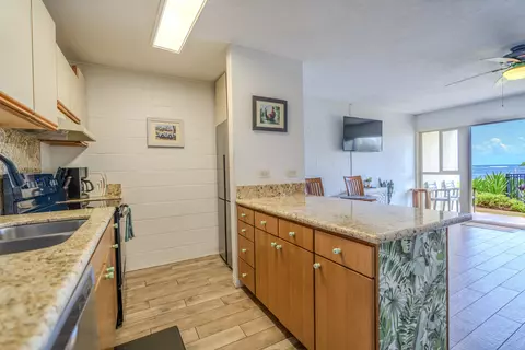 4-900 Kuhio Hwy #126, Kapaa, HI 96746