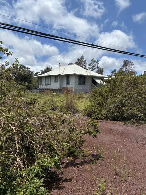 11-3379 Old Volcano Rd, Volcano, HI 96785