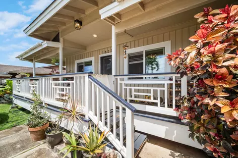 1633 Kuahale St, Kapaa, HI 96746