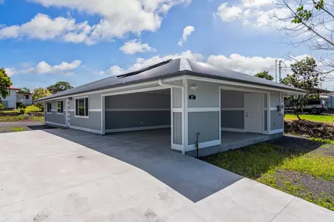 57 Hokulani St, Hilo, HI 96720