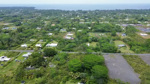 9 Th Ave, Keaau, HI 96749