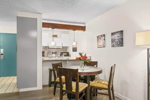 Dining - 525 Aleka Lp #A3, Kapaa, HI 96746 photo 1 of 2