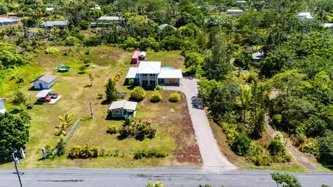 15-2000 5th Ave, Keaau, HI 96749