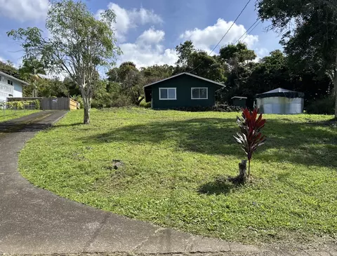 82-6136 Road D #B, Captain Cook, HI 96704
