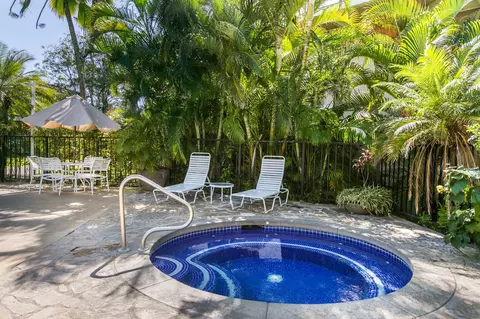 Exterior - 525 Aleka Lp #H7, Kapaa, HI 96746 photo 4 of 7