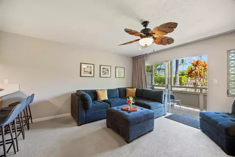 Living - 525 Aleka Lp #H7, Kapaa, HI 96746 photo 2 of 4