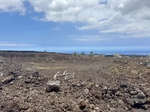 Kamaaina, Ocean View, HI 96737