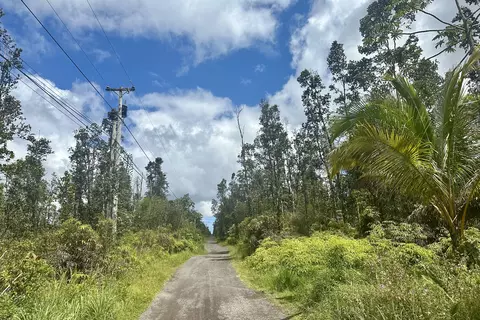 Road 9, Kurtistown, HI 96760