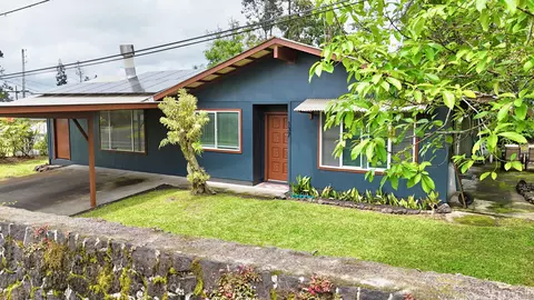 137 Kuakolu Pl, Hilo, HI 96720