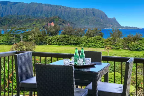 5380 Honoiki Rd #J33, Princeville, HI 96722
